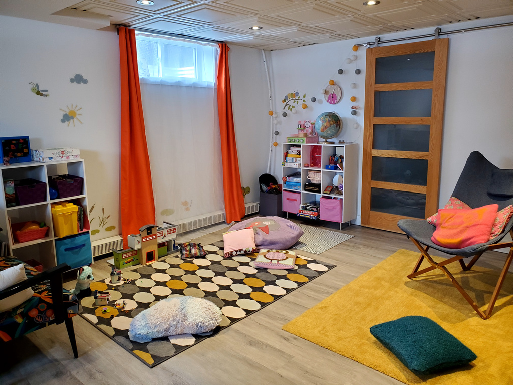 Playroom basement / Salle de jeux sous-sol