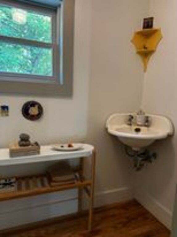 Small bathroom on main level