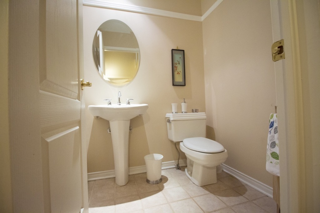 Powder room  ground floor