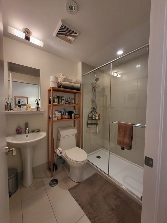 2e Salle de toilette 