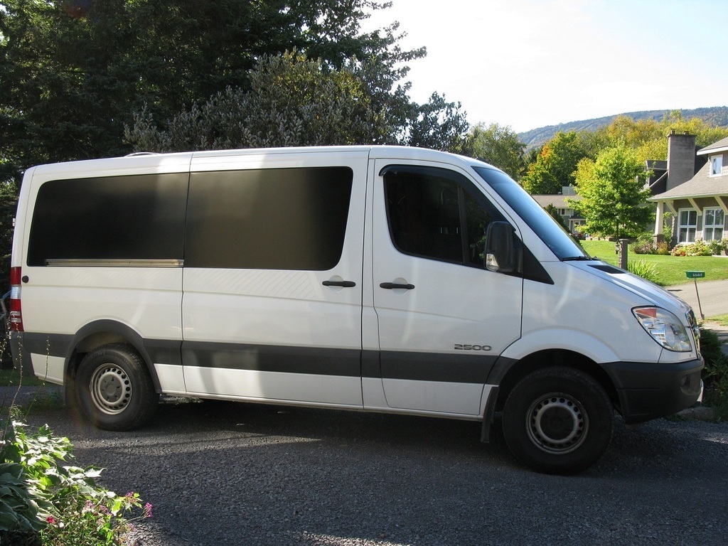 Notre Camping-Car. Our Camper. Unser Wohnmobil.