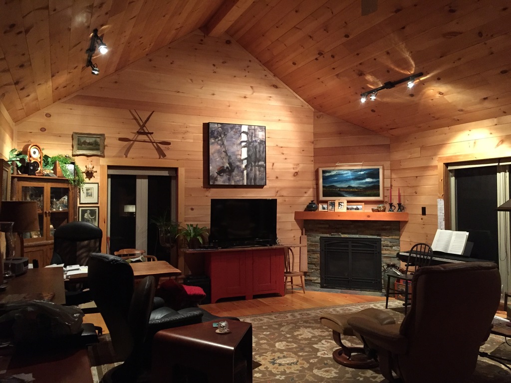 South-wing TV living room 