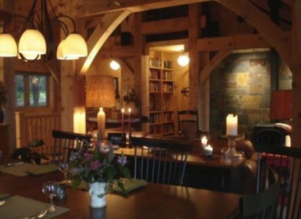 Enjoy the atmosphere in any season.