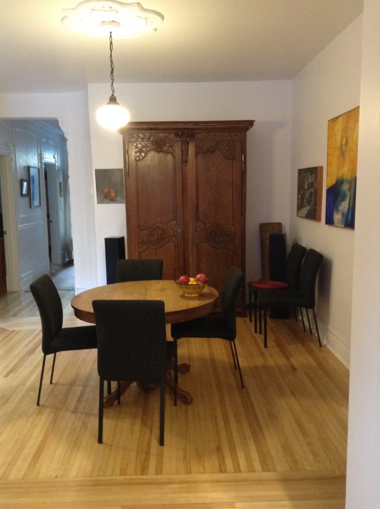 dining room / salle a manger