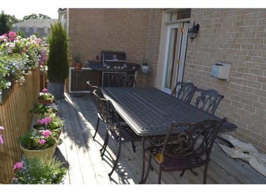 Large deck on the second floor.