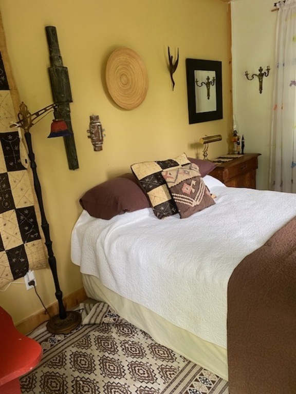 Bunkie with double bed.