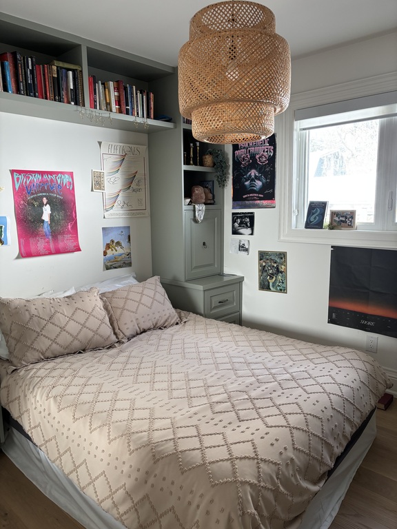 Bedroom #3 Queen bed