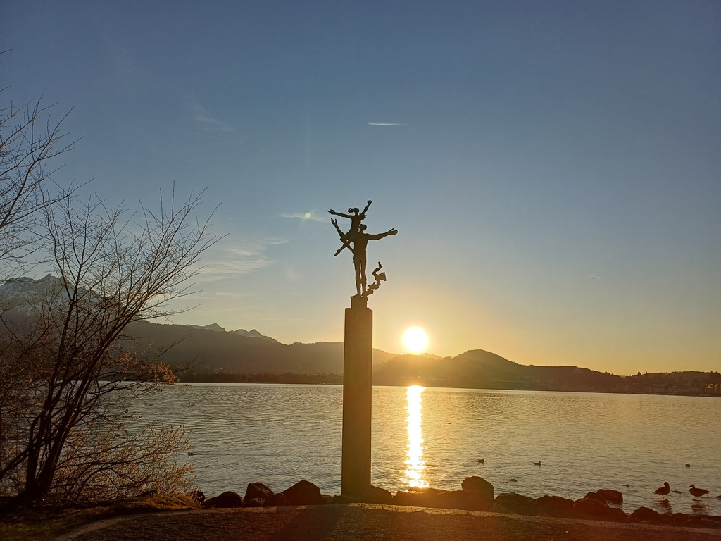 Luzern: Sonnenuntergang am See, Februar 2026