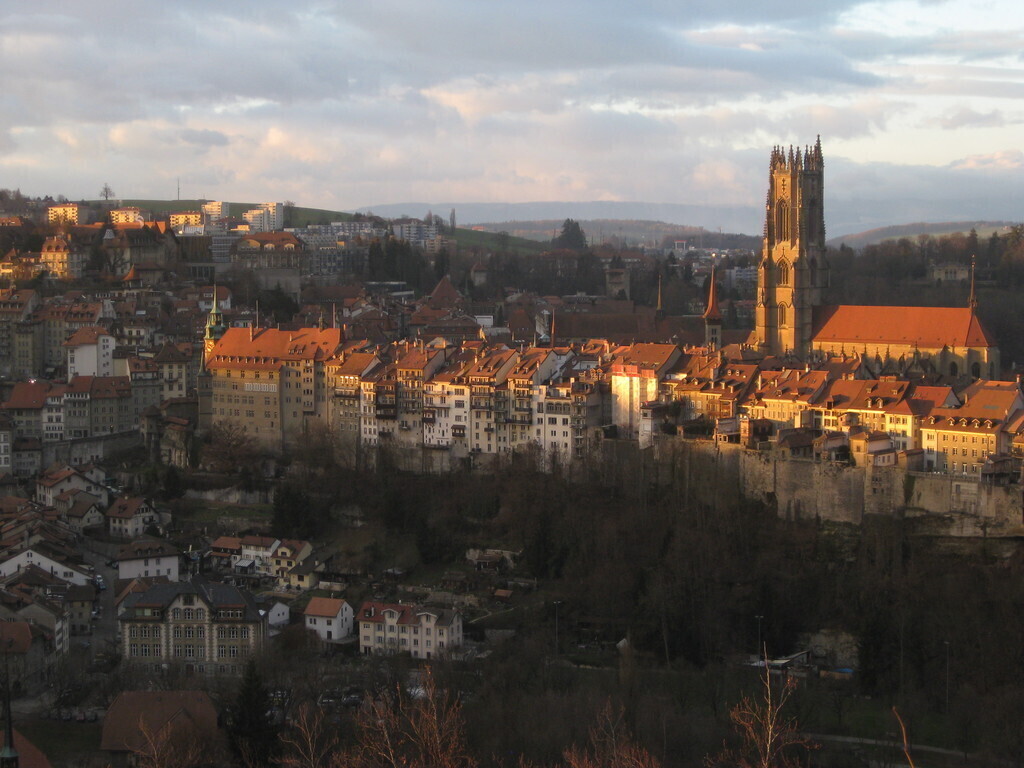 climb the 365 steps to the cathedral tower (built 1284-1490)