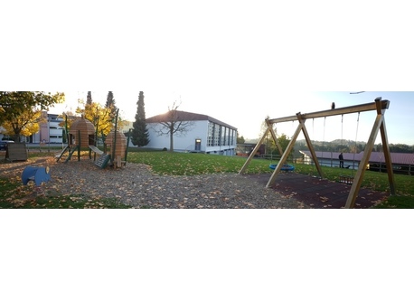 Playground in St. Antoni - 2 min. walk