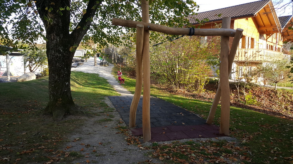 Playground in St. Antoni - 2 min. walk