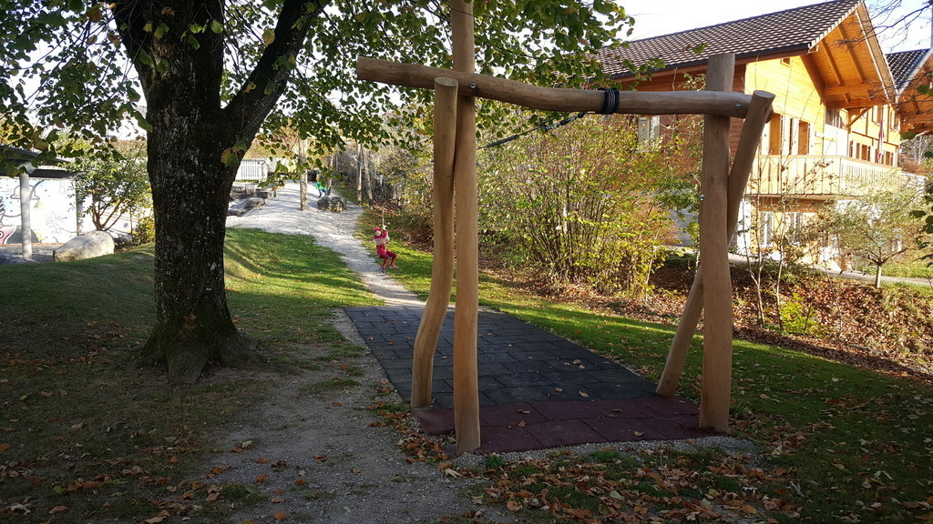 Playground in St. Antoni - 2 min. walk