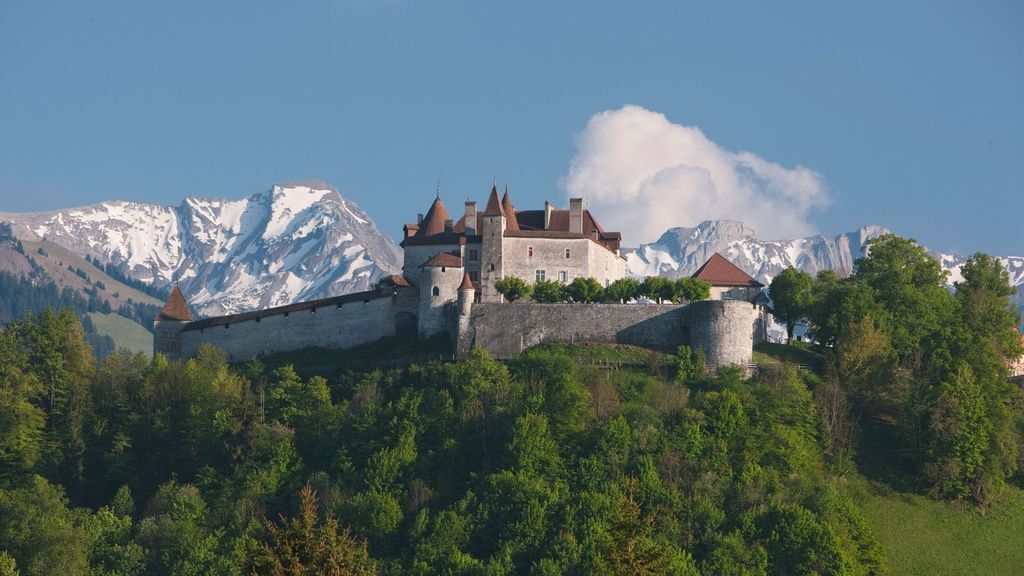 Greyerz - Castle, 45 min. by car