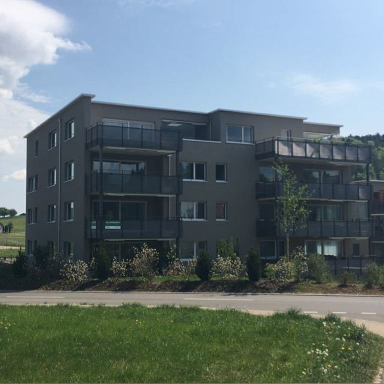 Hier wohnen wir rechts erster Stock