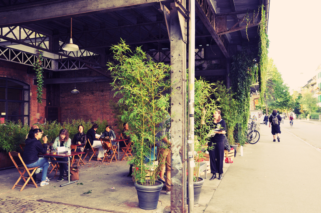 The café «Wartsaal» on the ground floor of our settlement