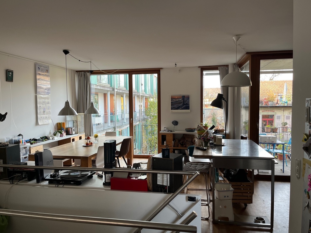 Kitchen and living room_entrance, 2nd floor