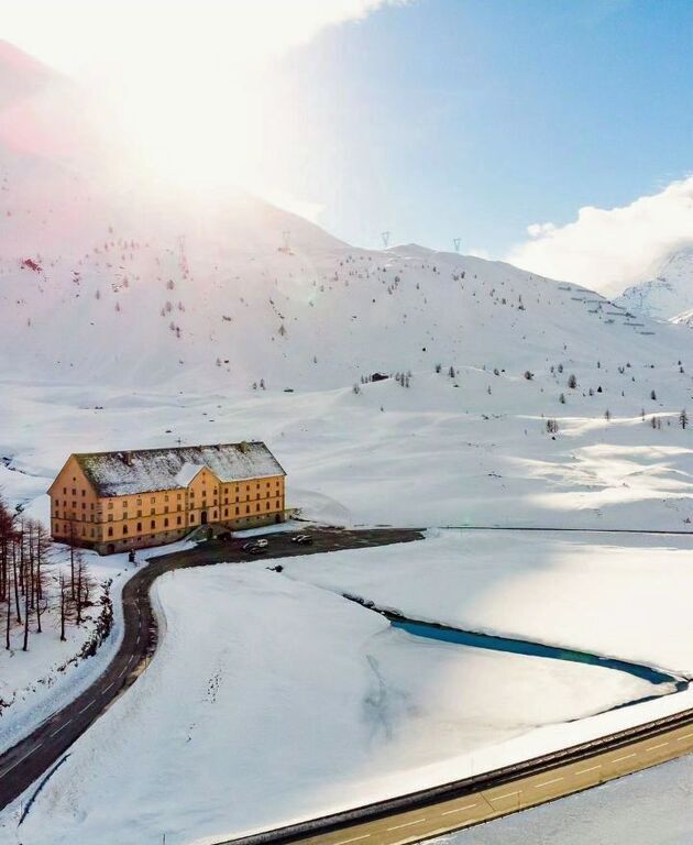 Simplon-Hosiz in Winter