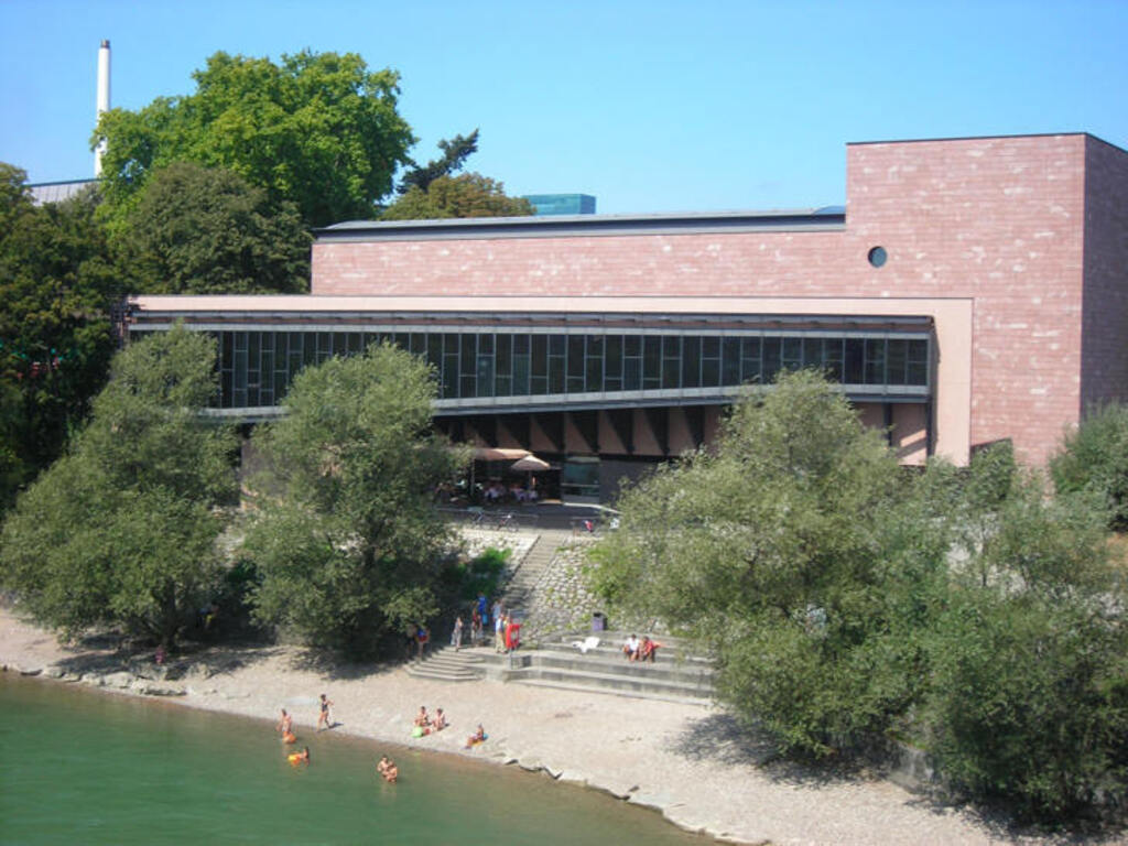 Riverside area near the Tinguely Museum