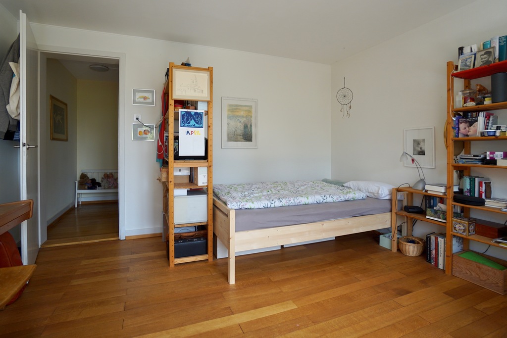 1st floor bedroom 2 (bed 120 cm wide)