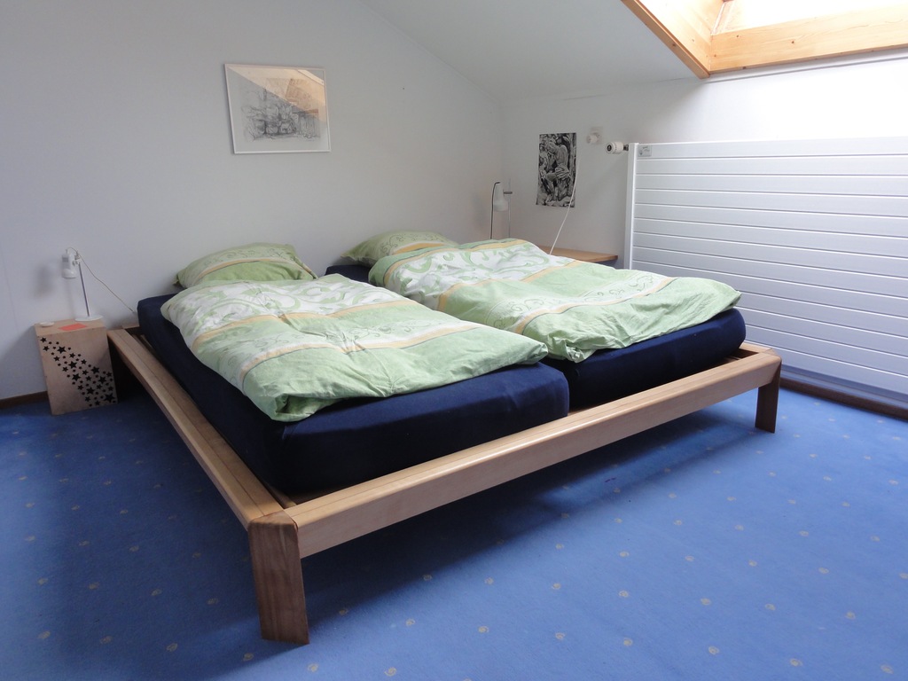 2nd floor bedroom 3 (bed 180 cm wide)