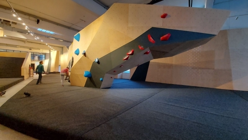 Elys Boulderloft Basel