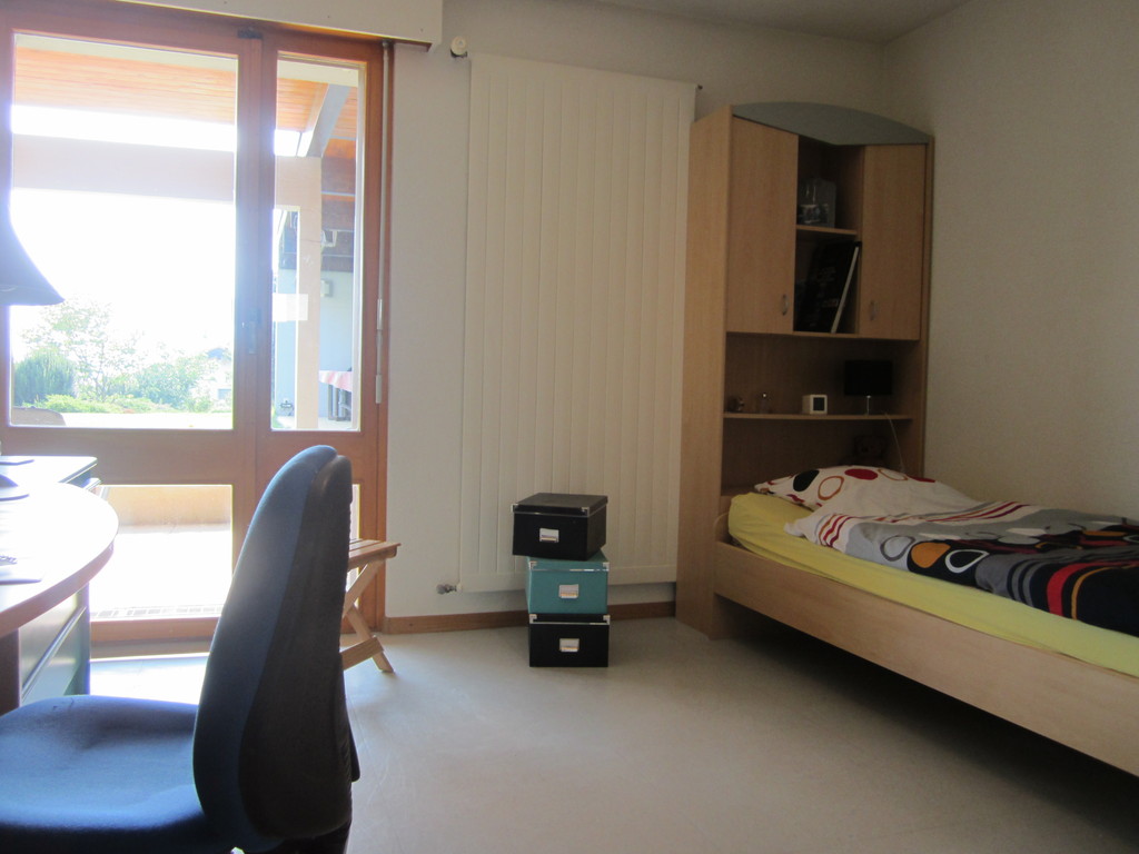 The second room with 1 bed