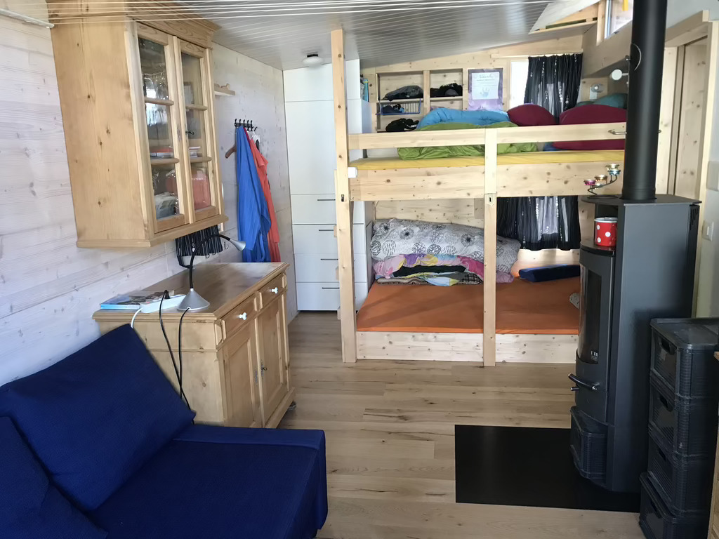 second home - other side from the living room with "double-double" bed ;-)