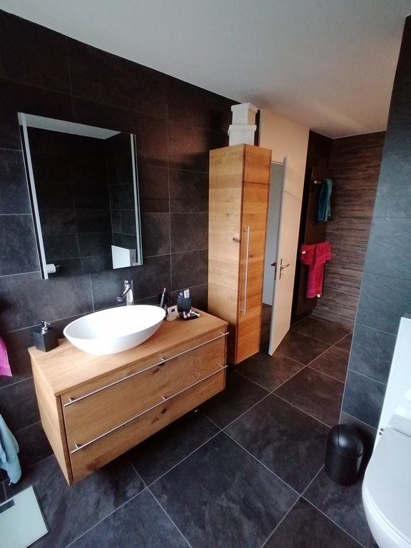 Ensuite bathroom