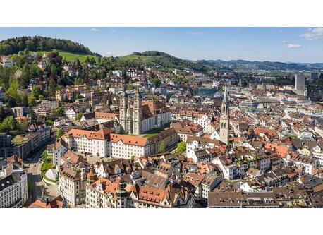 Stadt St. Gallen mit Klosterbezirk/city of St. Gallen with the Abbey District