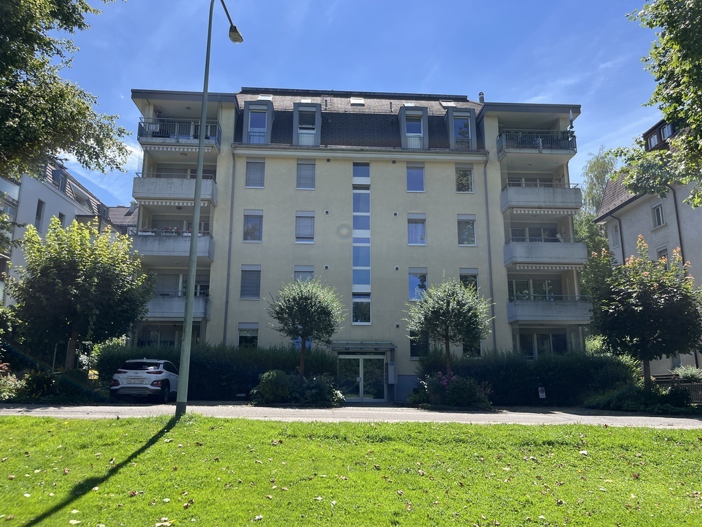 Parterrewohnung unten links/Apartment on the ground floor below left