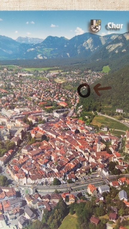 3 steps to the forest, a stroll to the old village