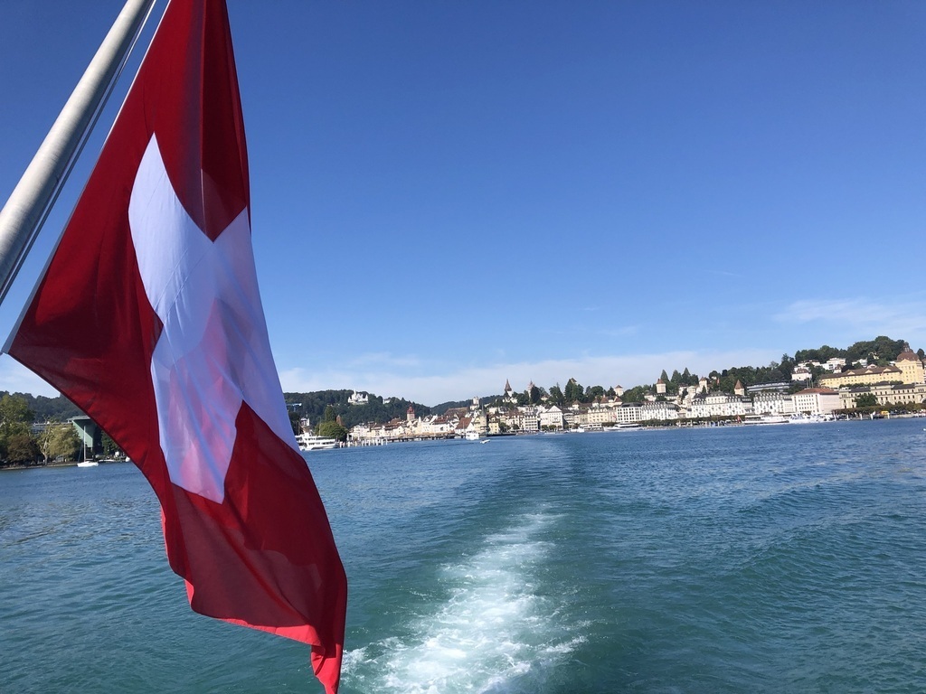 auf dem Vierwaldstättersee mit der Stadt Luzern