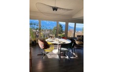 Salle à manger : vue sur le lac