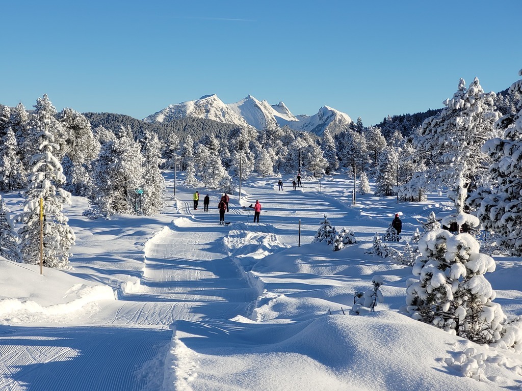 Langis, X-Country Skiing 12 km from home
