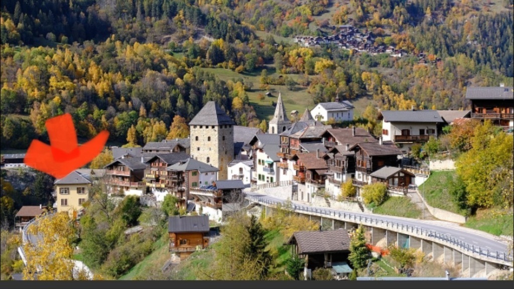 Vissoie and the house (apartment on the two upper floors)