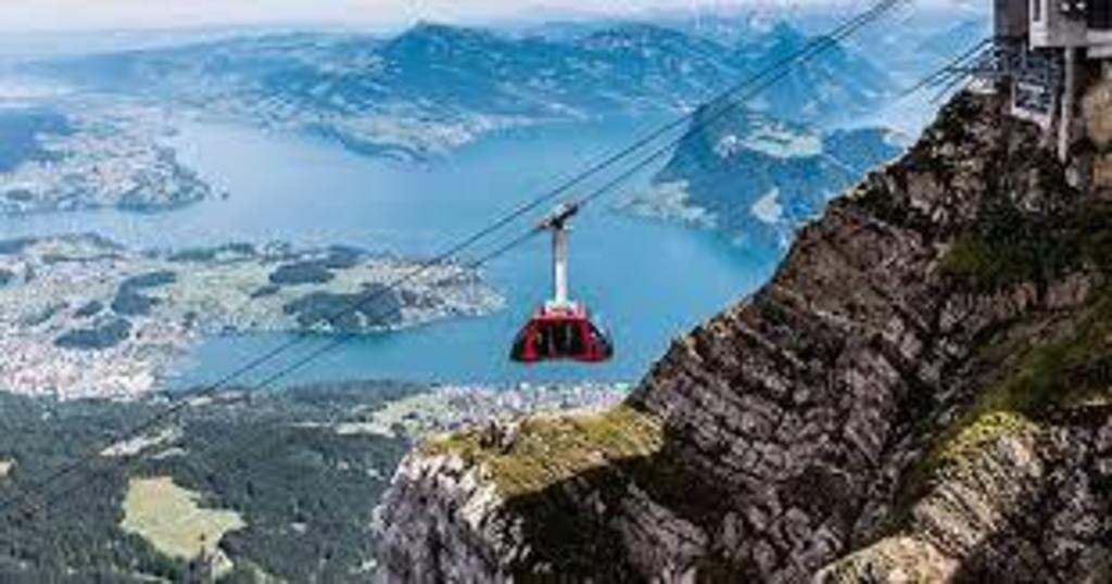Eine Fahrt mit der super-modernen Luftseilbahn auf den Pilatus ist ein Erlebnis! www.pilatus.ch 