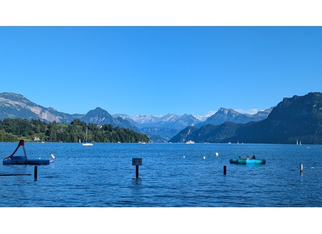 Closest lakeside beach