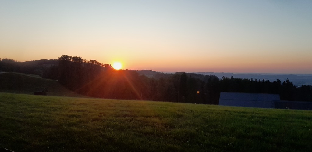 Abendstimmung vom Gartensitzplatz aus
