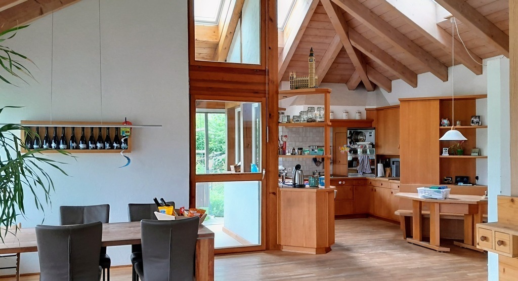 Küche und Essbereich