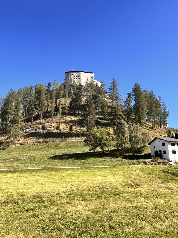 Schloss Tarasp