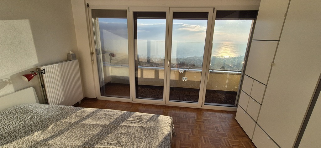 The room upstairs with a double bed