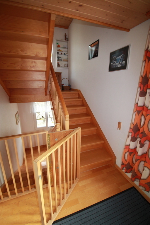 Aufgang vom ersten zum zweiten Stockwerk