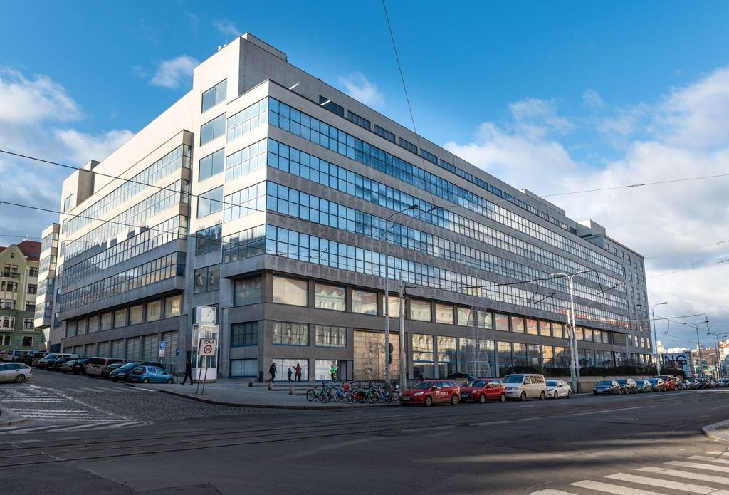 The National Gallery - Trade Fair Palace (200 meters from the flat)