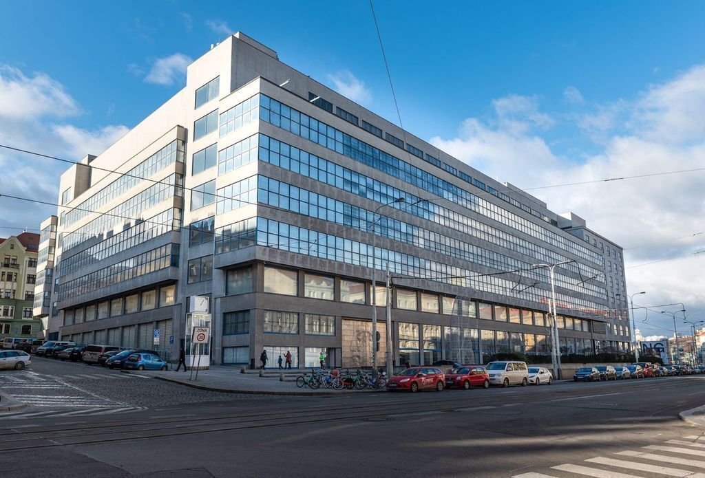 The National Gallery - Trade Fair Palace (200 meters from the flat)