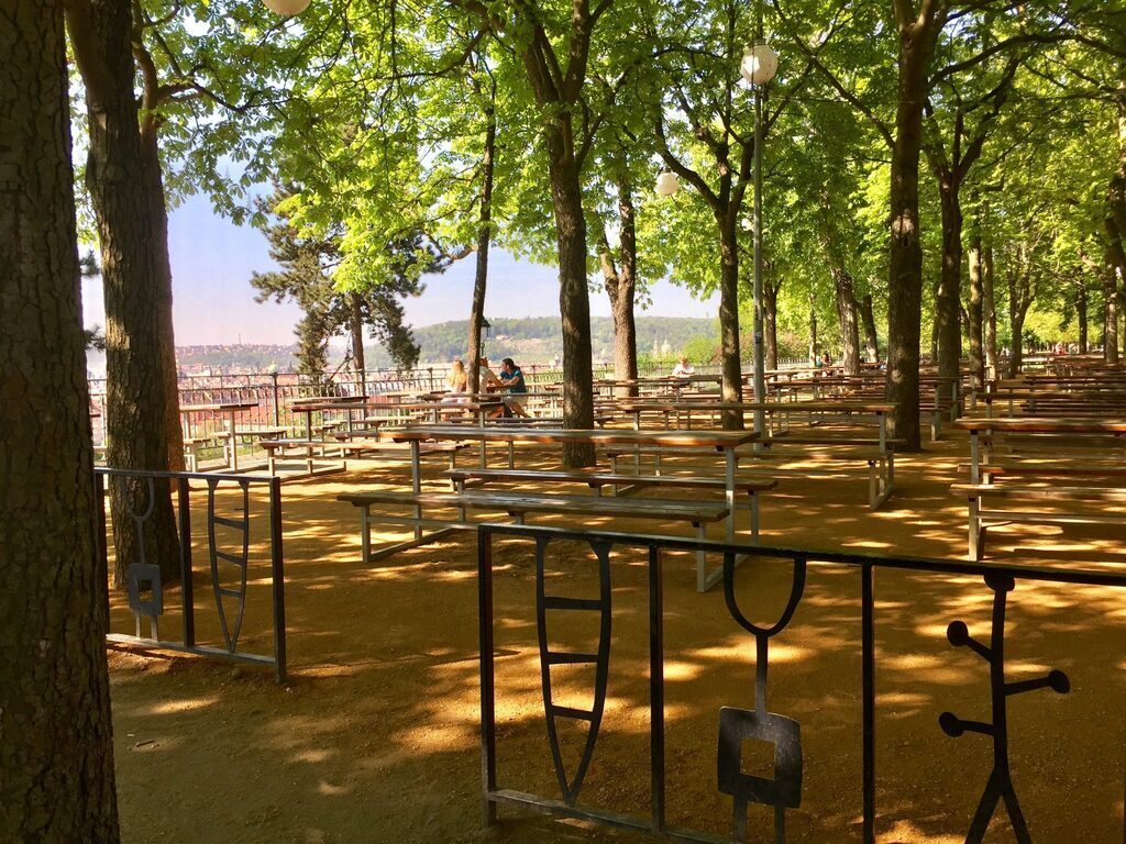 Letenské sady park (1 km from the flat)