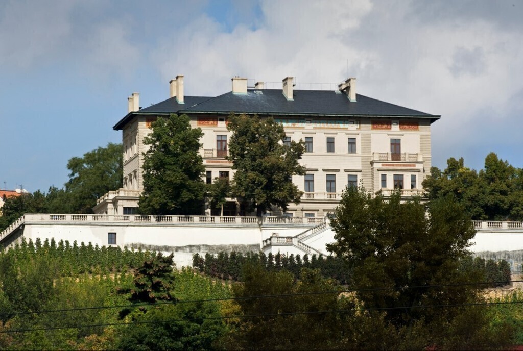 Grebovka - just around the corner