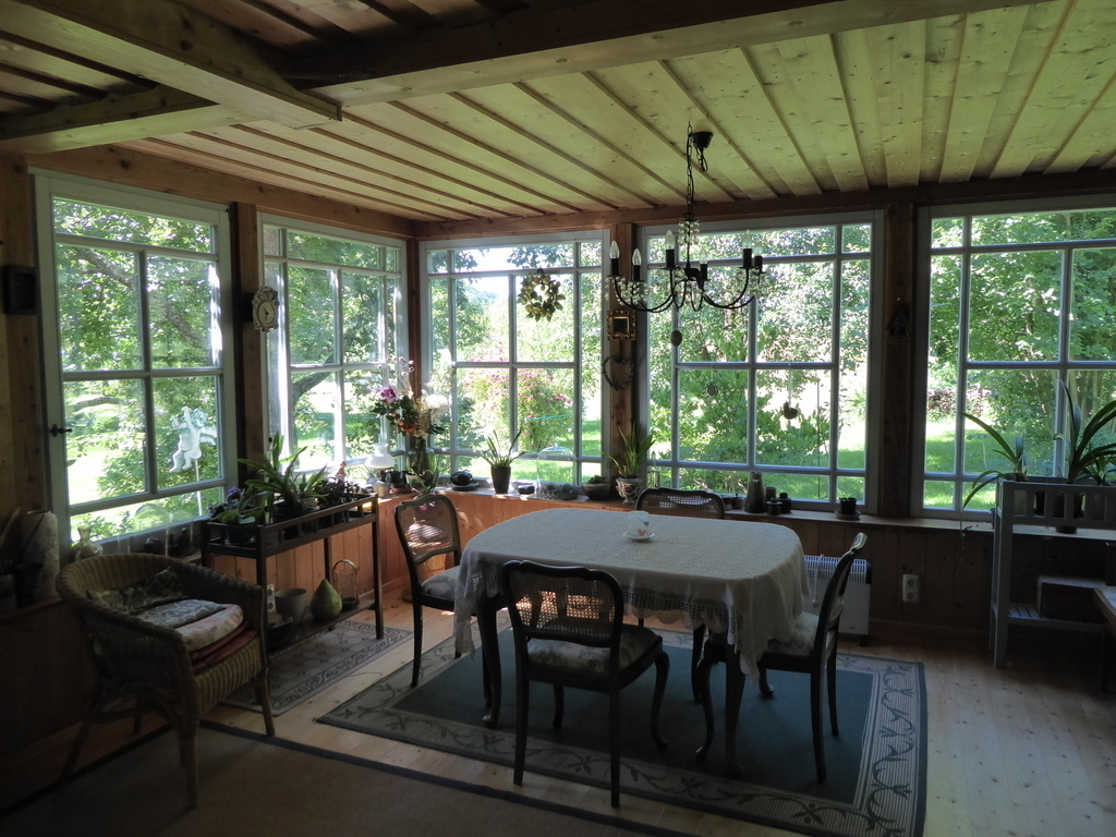 inside the wintergarden