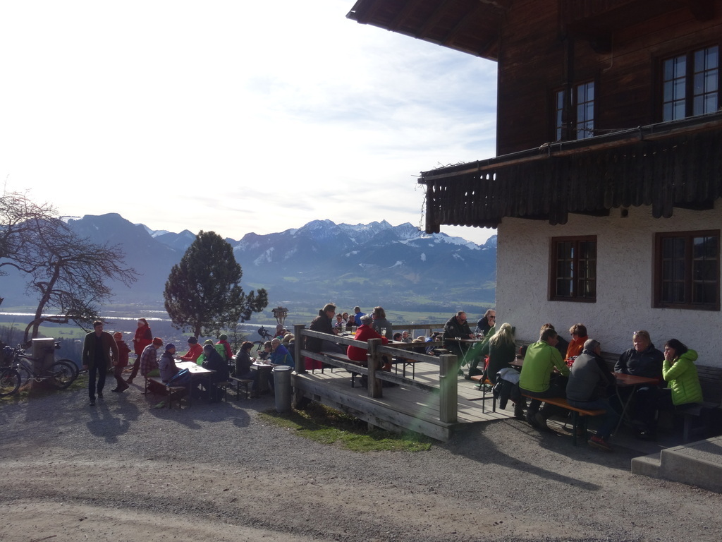 Nice restaurant (Dandlbergalm) in the alps, very short walk 