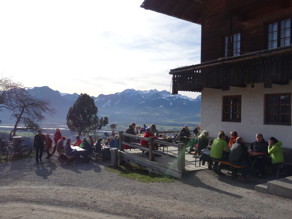 Nice restaurant (Dandlbergalm) in the alps, very short walk 