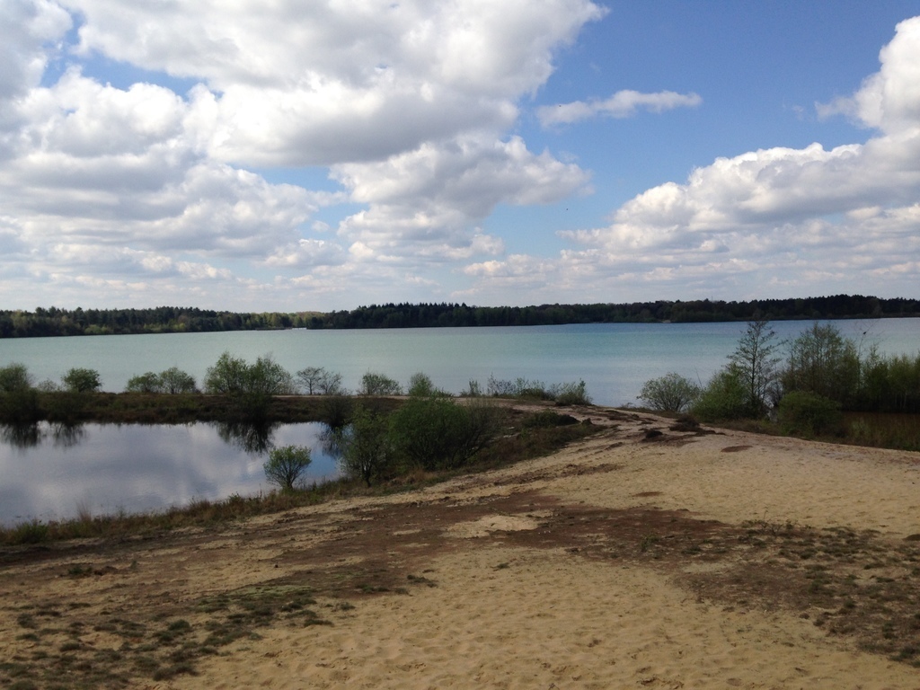 Reindersmeer, Leukermeer with possibility to camp (www.leukermeer.nl)